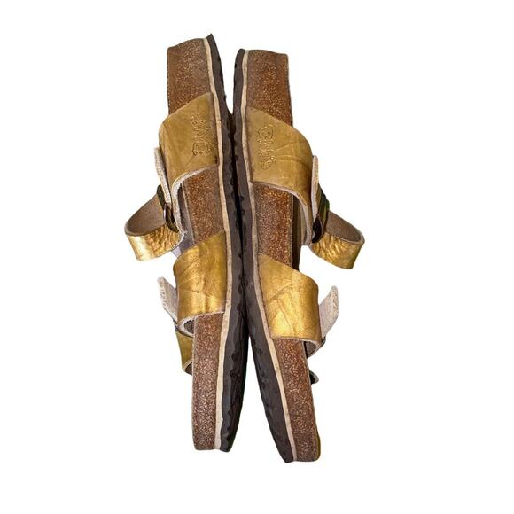 Birki's by Birkenstock soft footbed big buckle sandals Gold L10 M8 - Picture 5 of 12